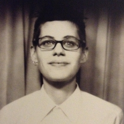 Fainting Couch Feminists Episode Thirty-Two: A Little Pop Culture, A Little Gay, A Little Spiritual feat. Estlin McPhee